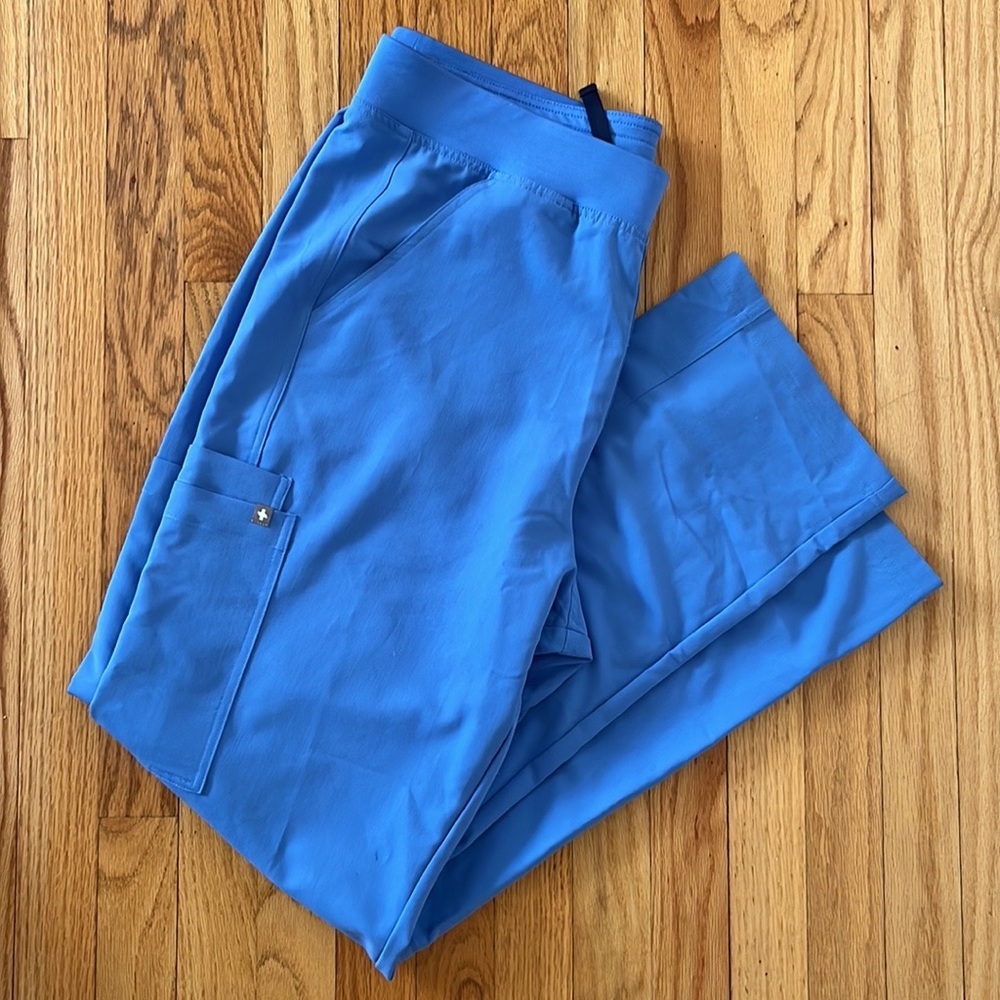 FIGS SIZE XL CEIL BLUE CARGO SCRUB PANTS